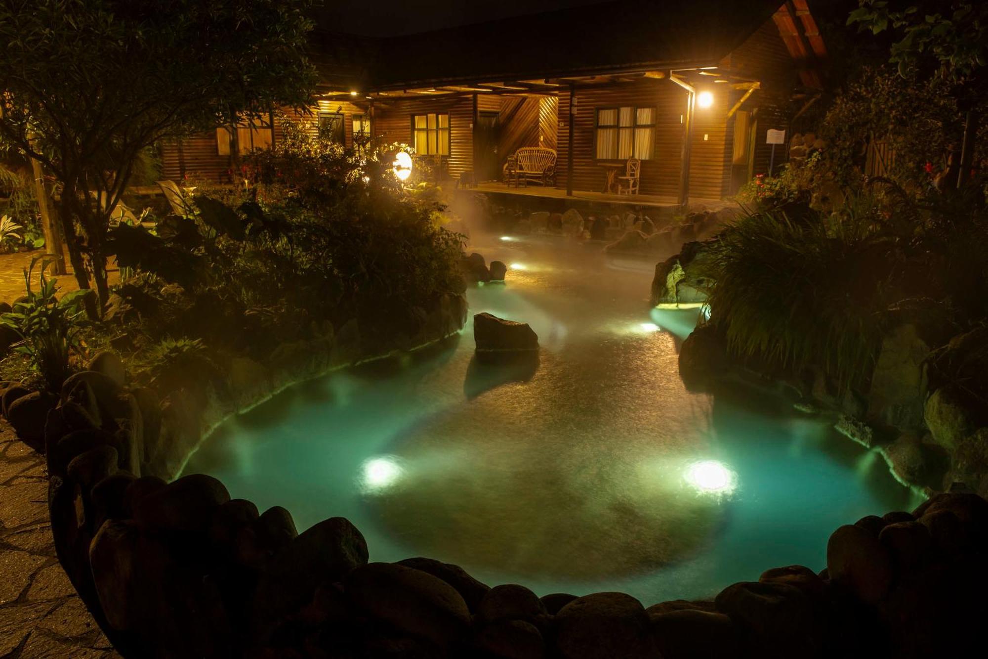 Termas De Papallacta Extérieur photo A hot spring in Japan