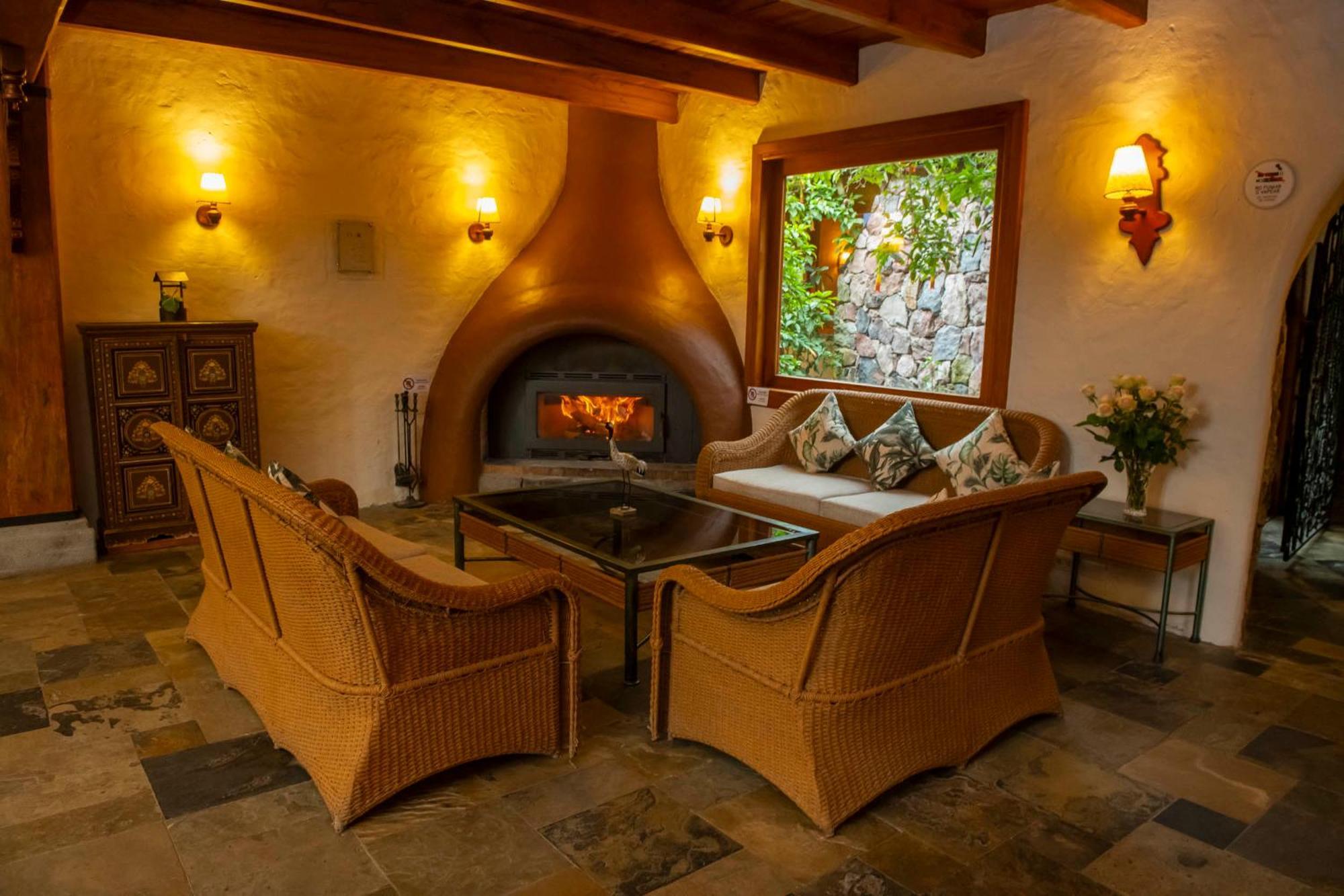 Termas De Papallacta Extérieur photo Interior of the Inn at the Quinta de San Marcos