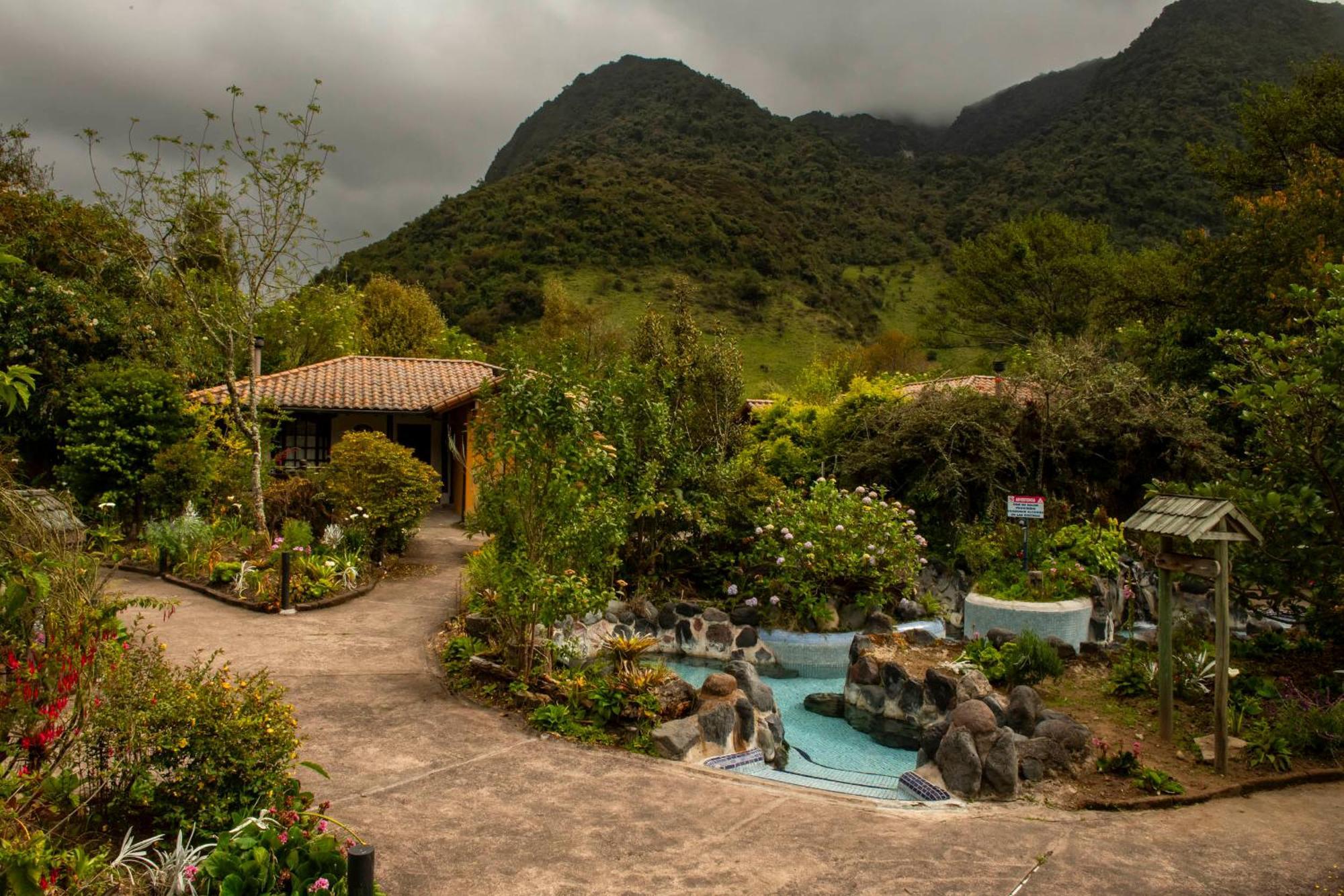 Termas De Papallacta Extérieur photo Hot springs in Baños