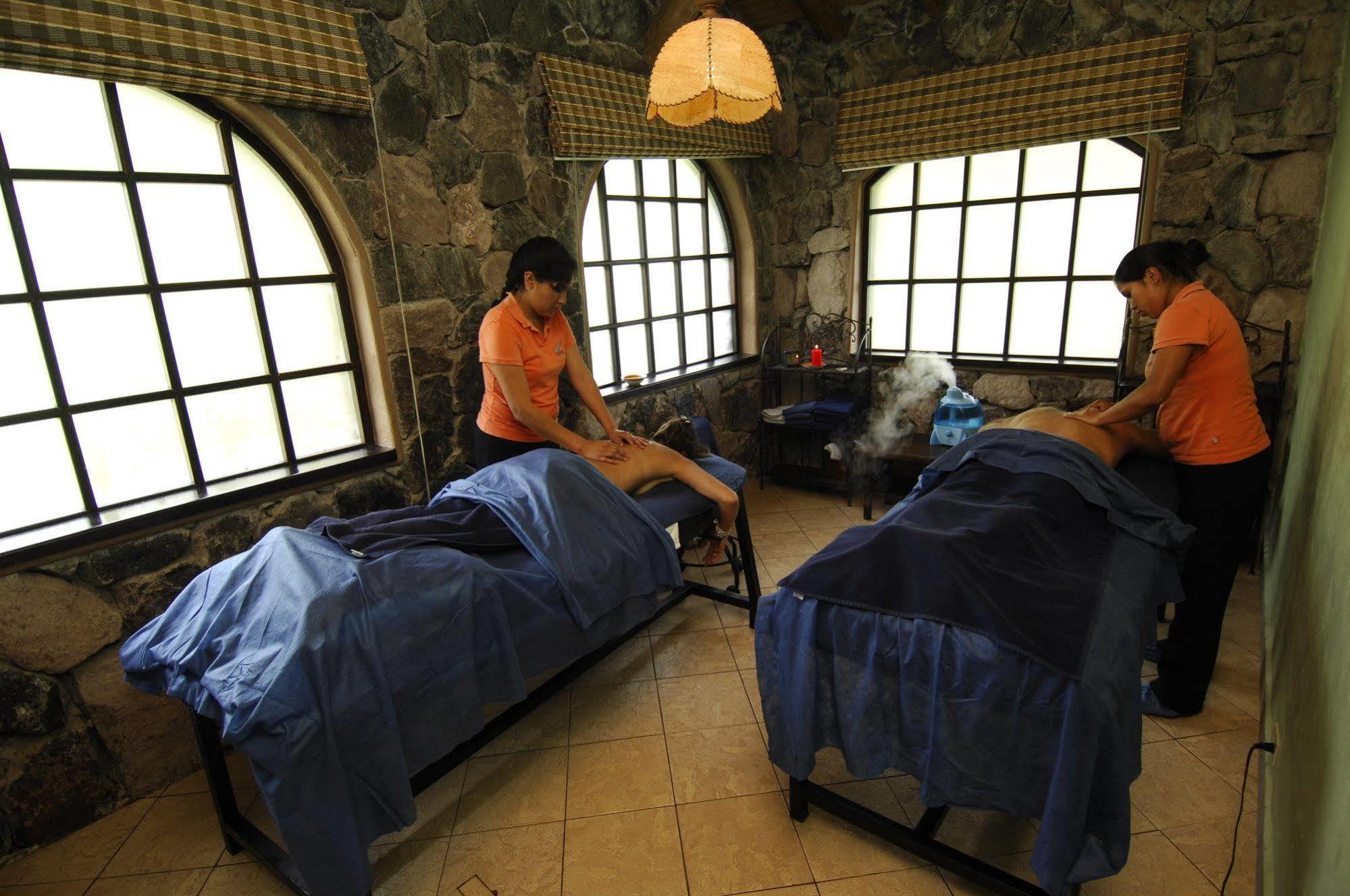 Termas De Papallacta Extérieur photo A spa in Manila, Philippines